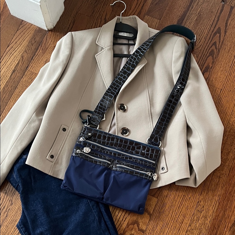Elegant Navy Croc-Embossed Shoulder Bag by Beighton